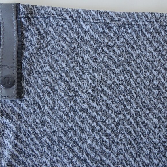 NWT LULULEMON HZHB/BLK Black White Soft Breathable Rulu Vinyasa Wrap Scarf OS - Picture 8 of 8
